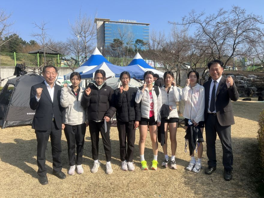 경안여중 육상부, 경북소년체전서 빛난 투혼과 성과.jpg