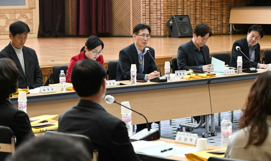 ①POST_APEC_관광_활성화_현안_점검회의2.jpg