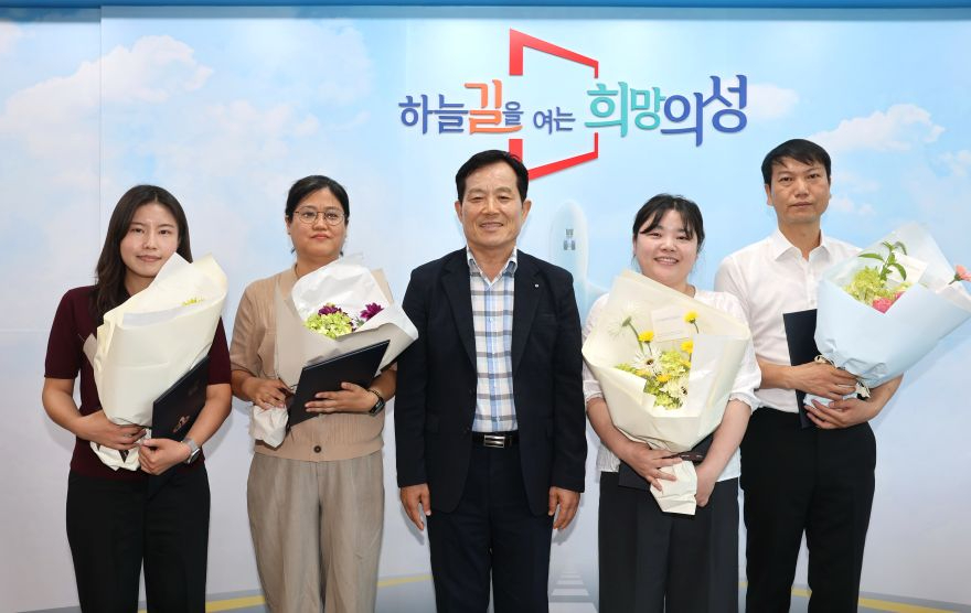 02의성군제공 의성군, 상반기 민원 친절 우수 직원 시상.JPG