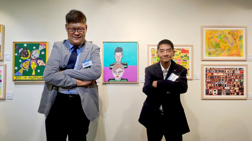 0830 안동애명복지촌 미술작가 2명  제7회 오티즘 인식개선 그림 공모전 수상 (2).jpg