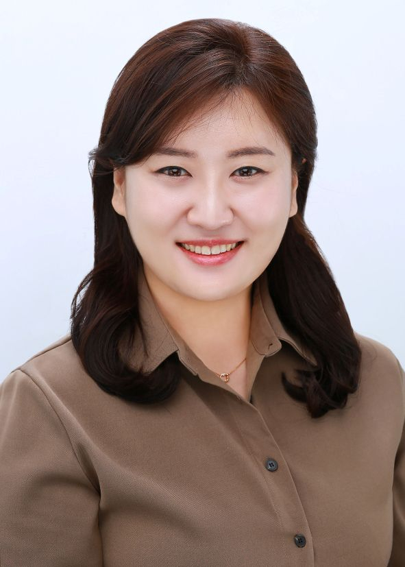 김새롬.jpg