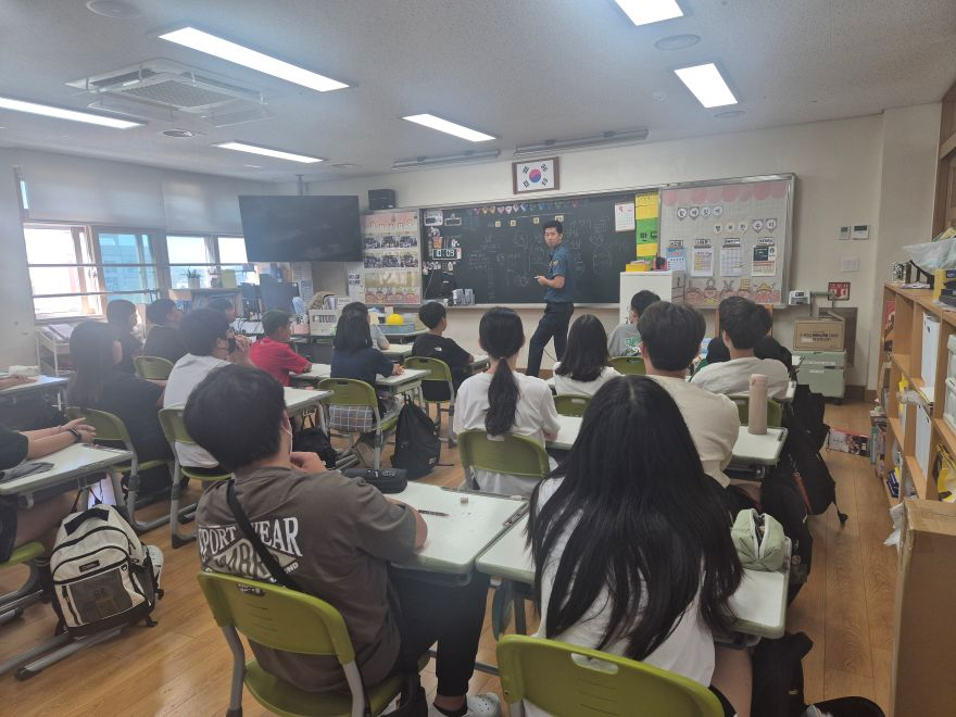 4.경북교육청_전국_유일_학교폭력_예방_두드림팀_운영_03.jpg