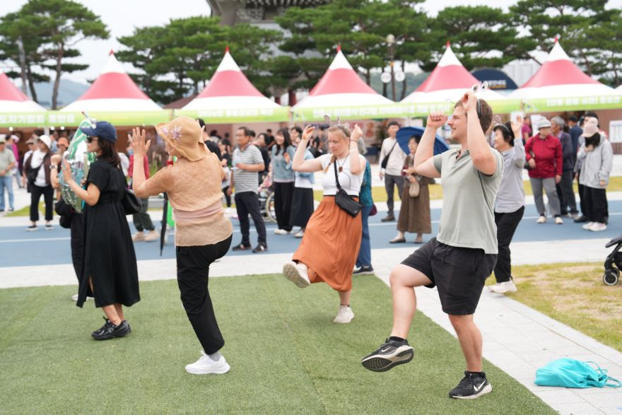 0926 2026 안동국제탈춤페스티벌 25일 본격 개막 (2).JPG