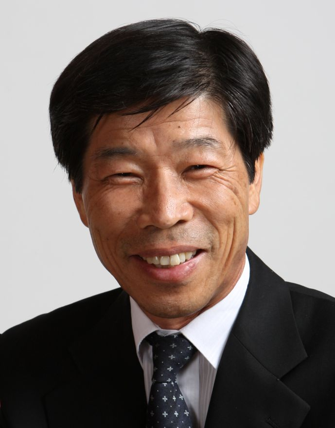 영주-2-1 영주시인재육성장학회, 배용호 첫 민간 이사장 취임(프로필 사진).jpg