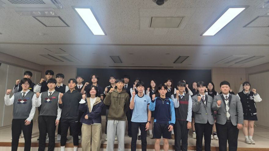 [교육지원과] 학생이 만들어가는 학교, 2026학년도 제2회 안동학생자치참여위원회 정례회 및 연수 실시.jpg