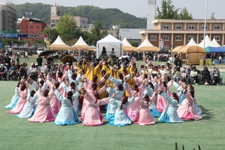 세대 잇는 축제의 힘… 안동, 모두의 무대로 펼쳐진다