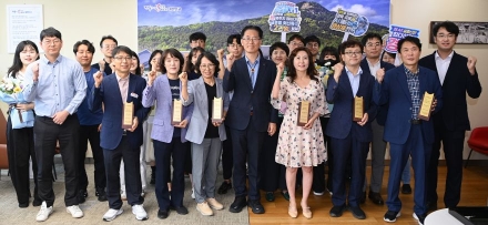 경북도, 2분기 빛낸 6개 우수부서 시상…‘민생·신산업’ 두 토끼 잡았다