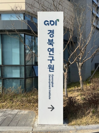 “매년 그늘막·살수차 반복은 소모전”… 경북, 폭염 대응 ‘가로수 공간’부터 구조적 전환해야