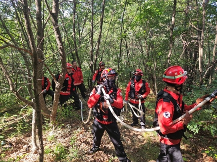 성묘·등산객 몰리는 추석… 남부산림청, ‘실전형’ 산불 대응 훈련 펼쳐